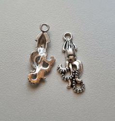 Miniatyr Charms Berlocker Bläckfiskar, 2 st