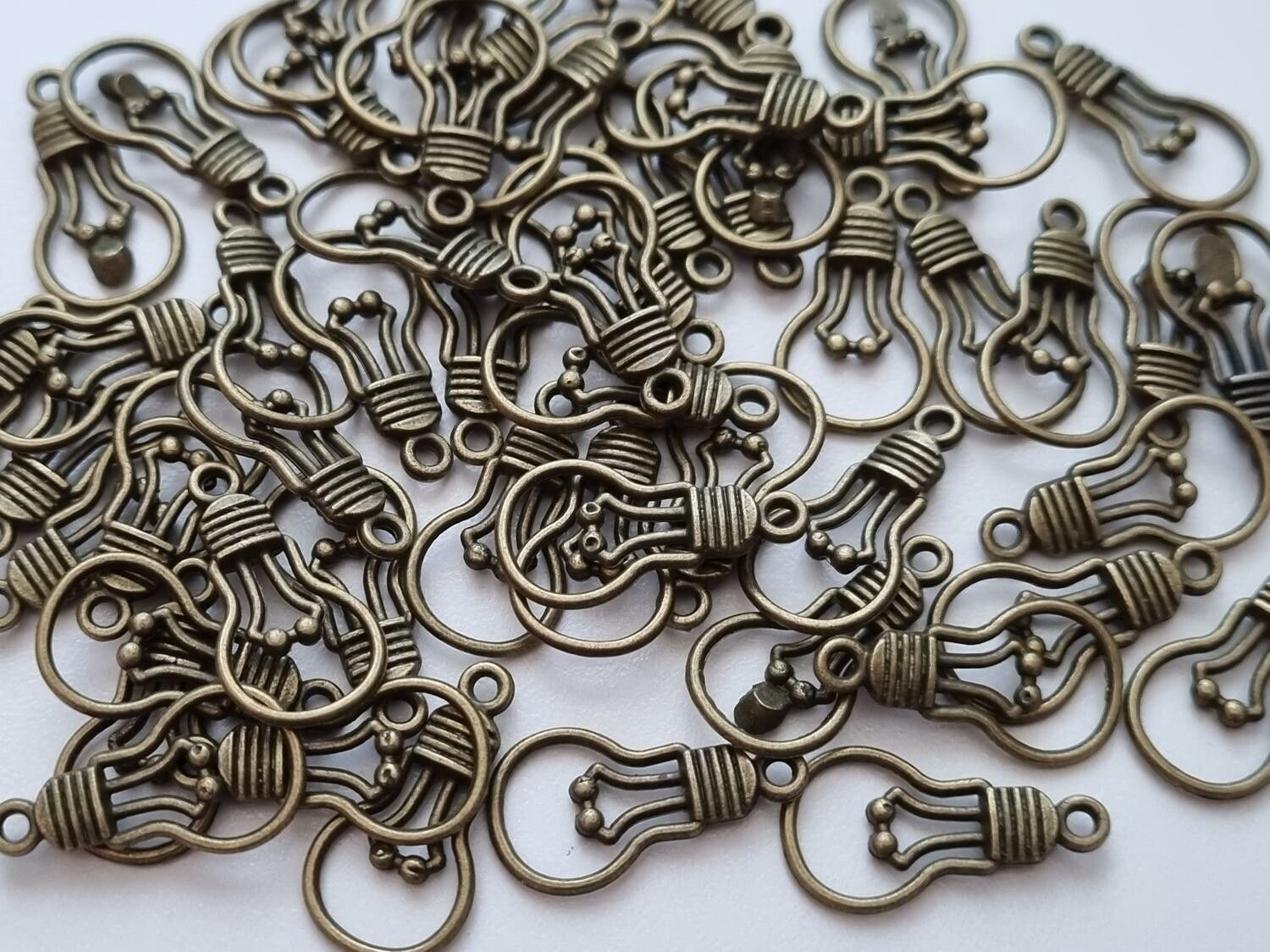 Miniatyr Charms Berlocker Glödlampor, 2 st bronsfärgade