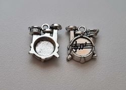 Berlocker Charms Miniatyr Musikinstrument, Trumset (2 st)