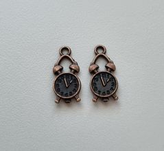 Berlocker Charms Miniatyr Klockor. 2 st Kopparfärgade miniklockor