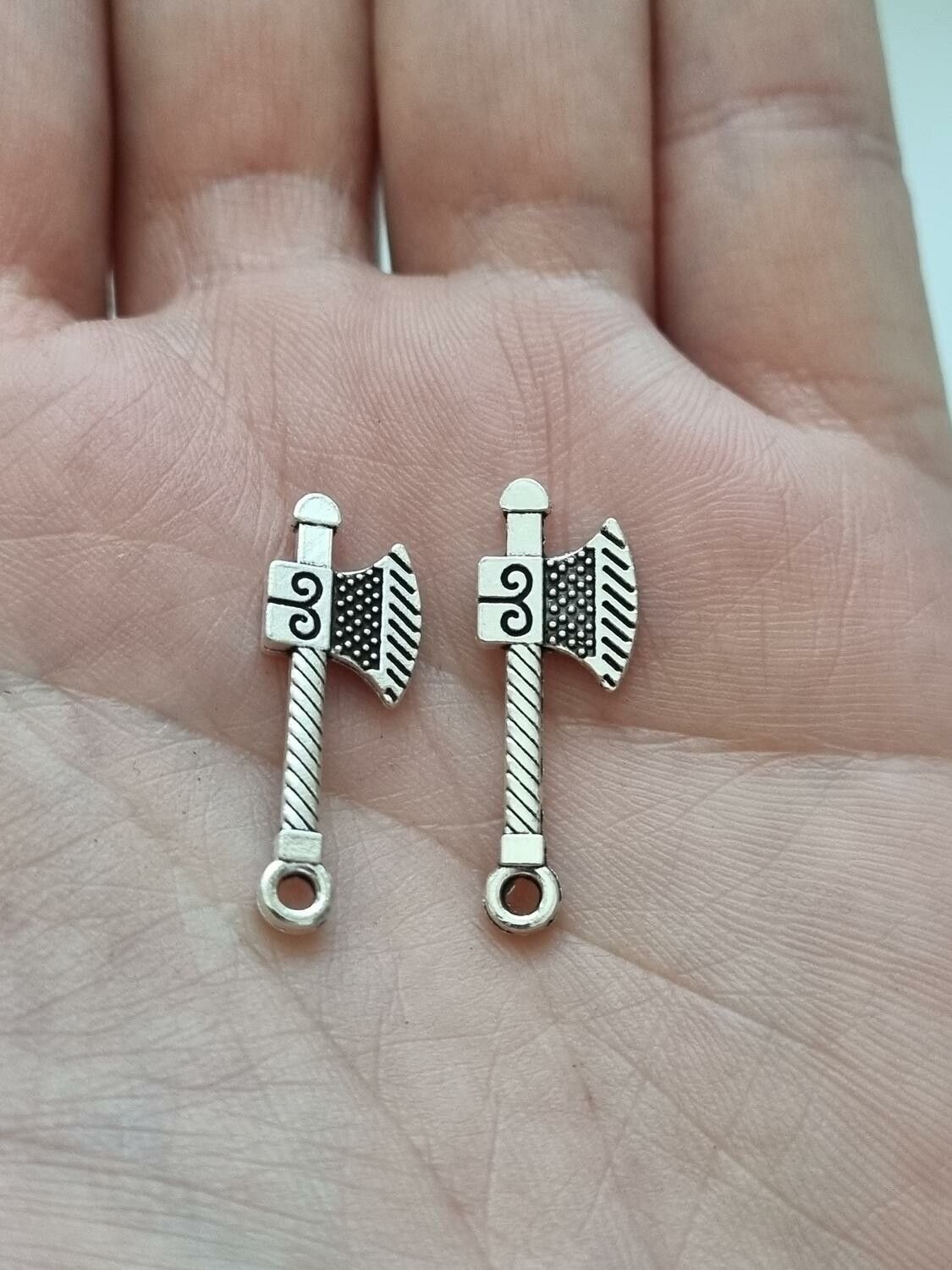 Berlocker Charms - Yxor