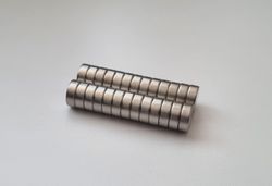 25 st Neodymium magneter (8x3 mm) runda magneter