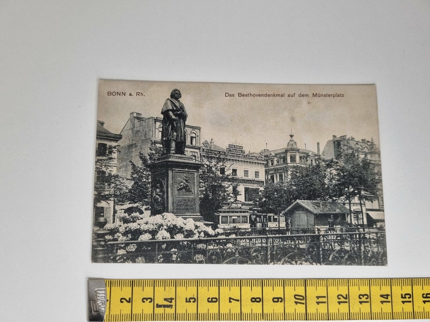 Äldre vykort. Das Beethovendenkmal auf dem Münsterplatz