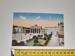 Äldre vykort. Berlin. Brandenburger Tor mit Pariser Platz