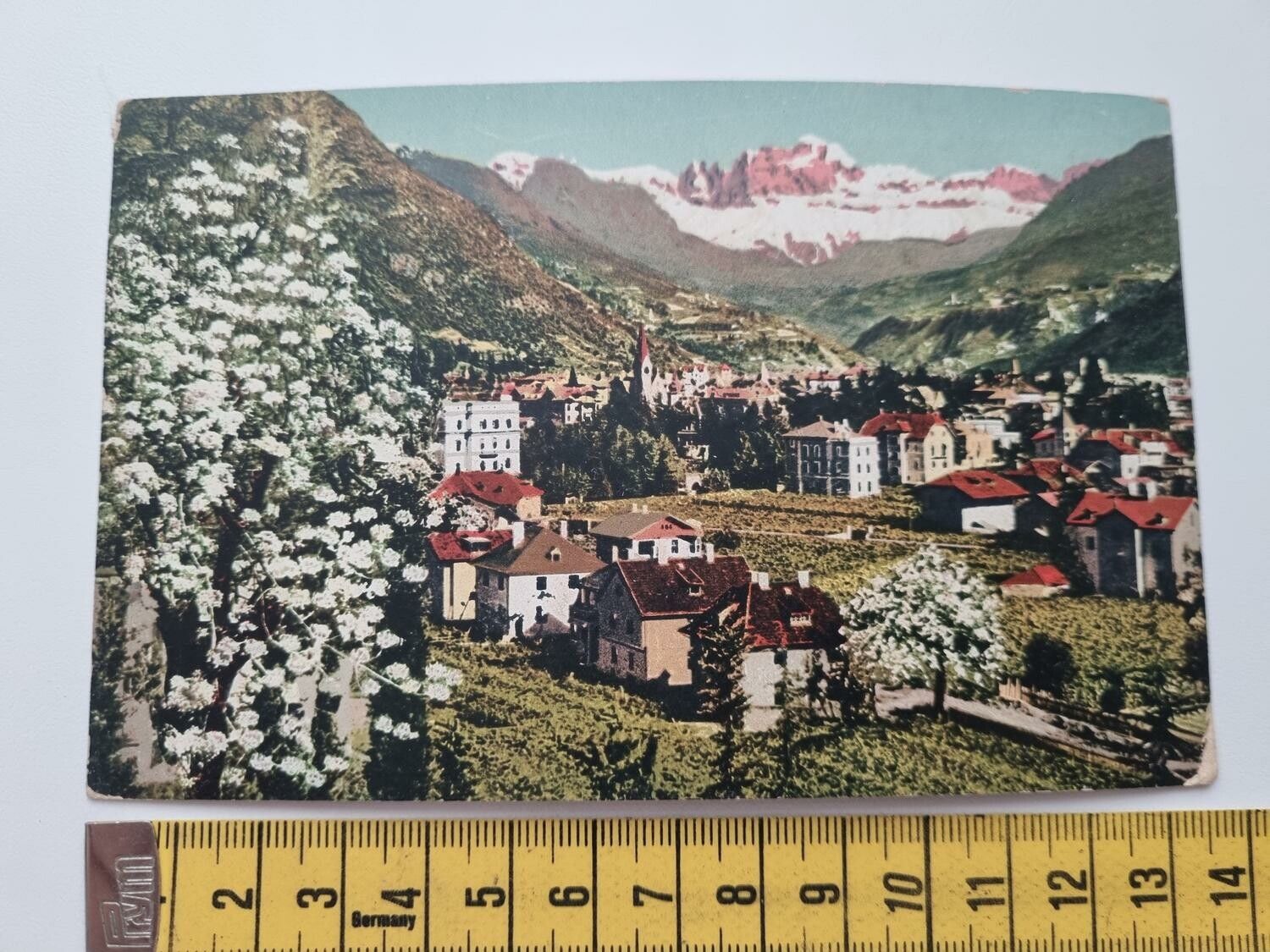 Äldre vykort, adresserat 1913