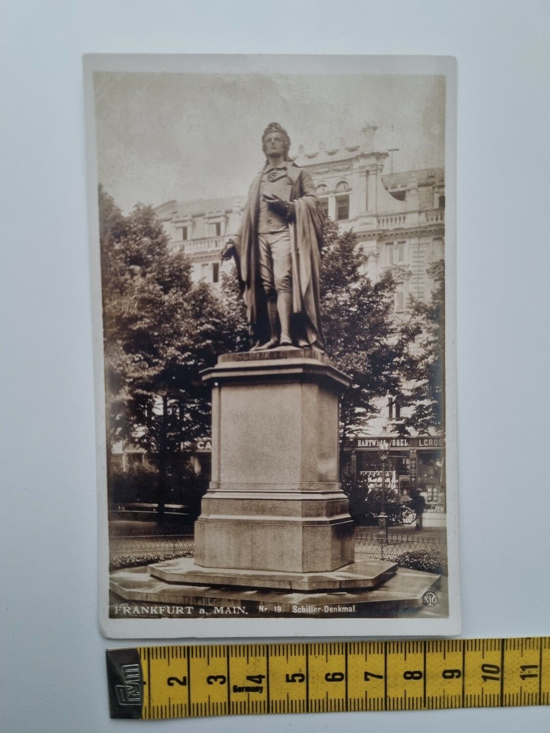 Äldre vykort, FRANKFURT a, MAIN. Nr. 19. Schiller-Denkmal, daterat 1906