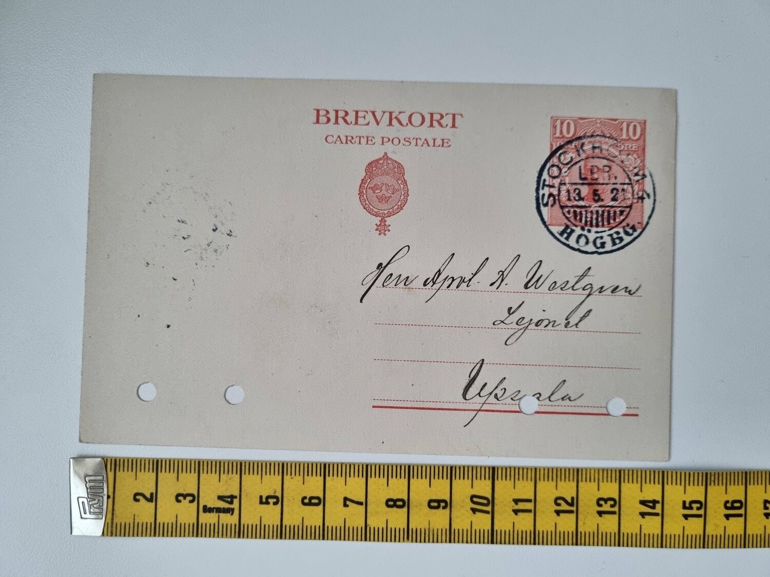 Äldre brevkort till uppsala. Hålstämplat 1921