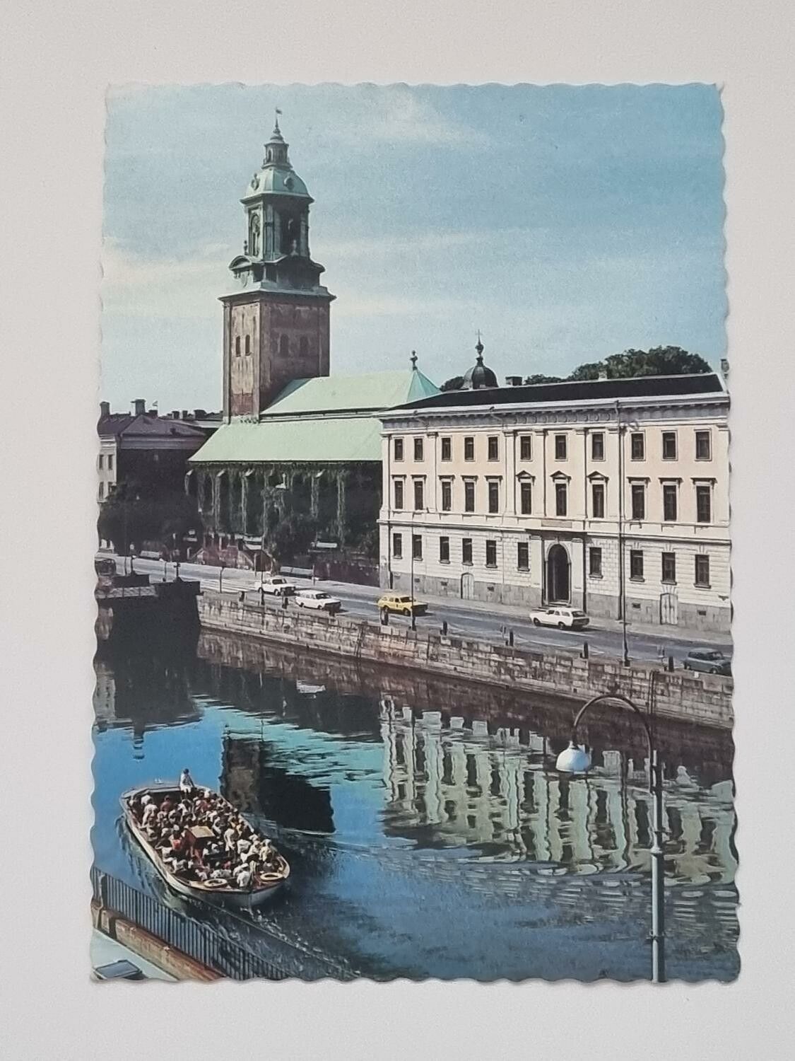 Vykort - Göteborg. Kristinekyrkan och Rådhuset