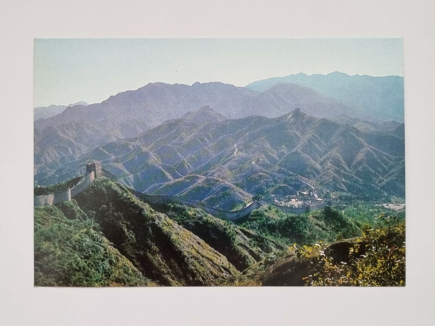 Vykort - The Great Wall from a distance