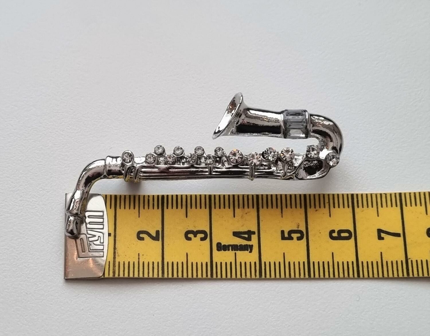 1 st detaljrik brosch hänge - Saxofon