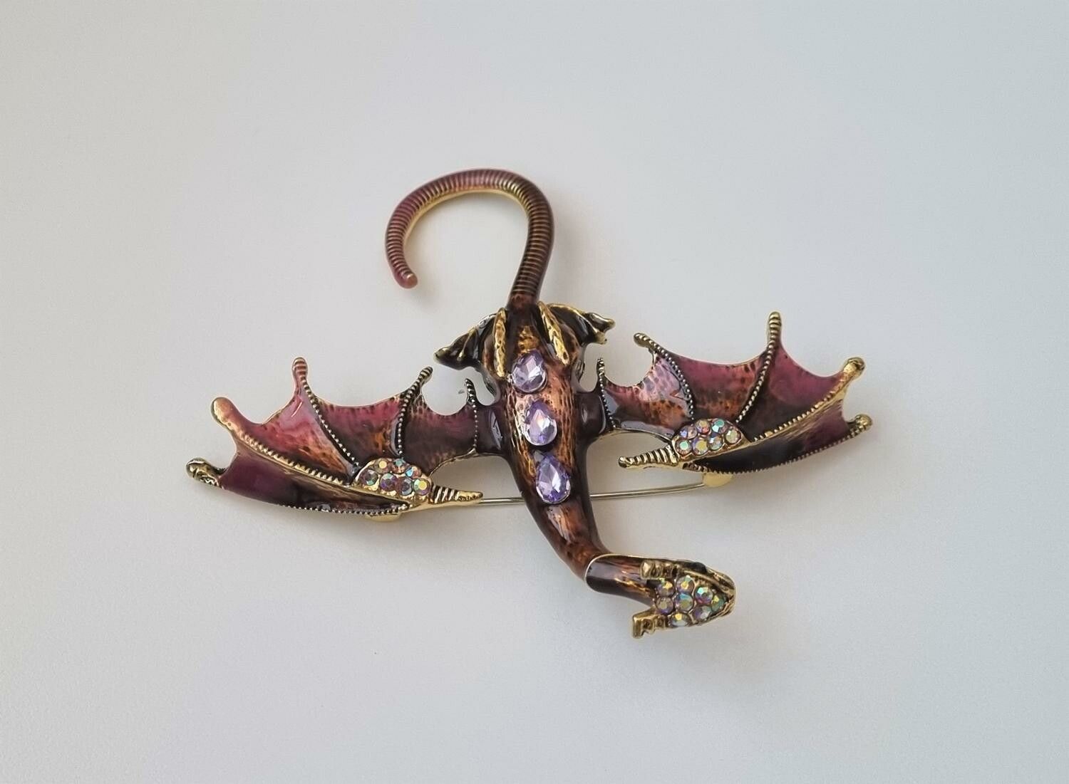 1 st stor detaljrik brosch hänge - Drake (brun)