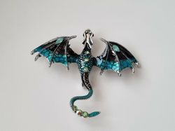 1 st detaljrik brosch hänge - Drake (turkos/svart)
