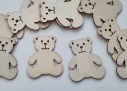 10 st trädekorationer, dekorationer i trä - Nalle / nallebjörn i trä