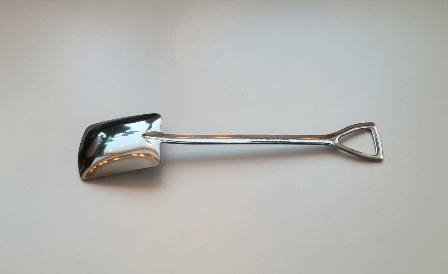 Rolig liten skyffel, miniatyrskyffel  trädgårdsskyffel i rostfritt stål