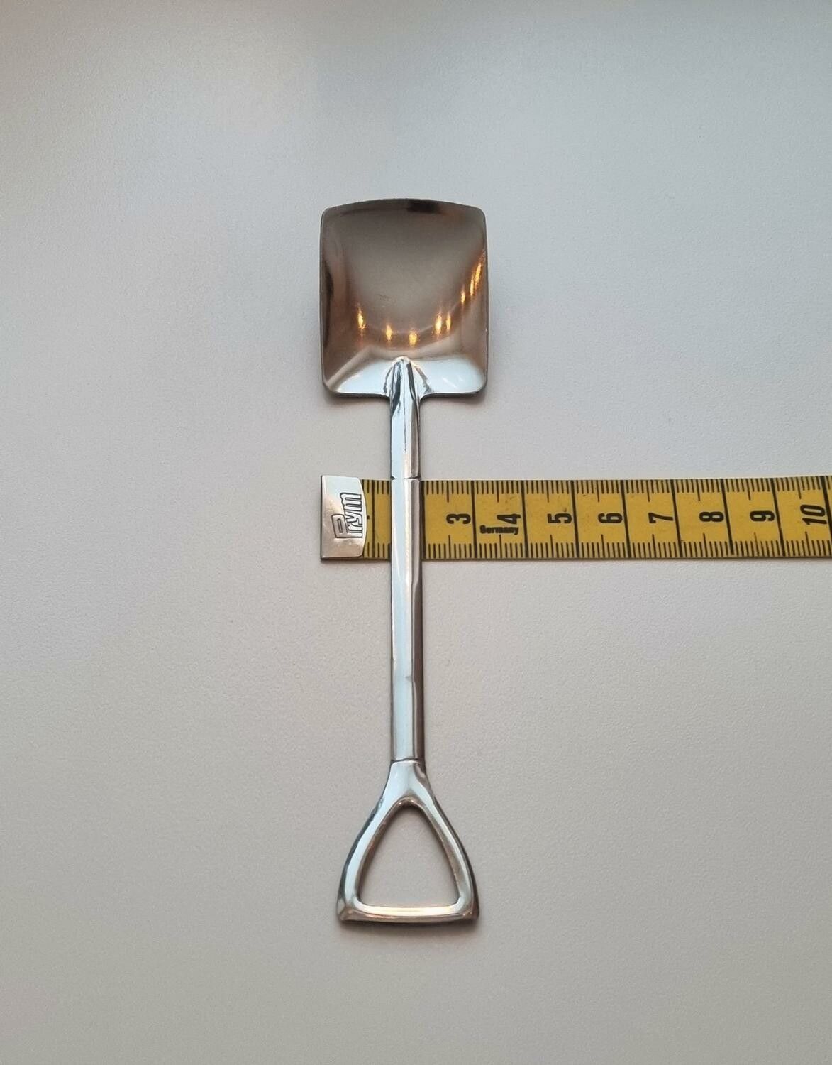 Rolig liten skyffel, miniatyrskyffel  trädgårdsskyffel i rostfritt stål