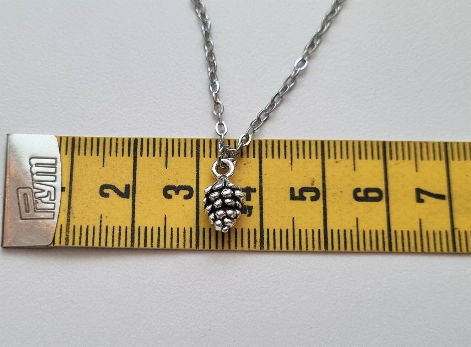 Halsband (50 cm) i rostfritt stål med ett ekollon / ekollonberlock