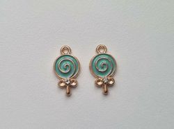 2 st berlocker, charms - Klubbor (turkosa)