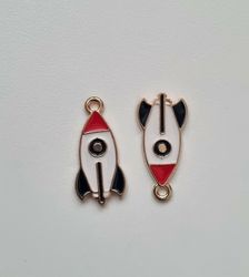 2 st raketer, raketberlocker, charms / berlocker