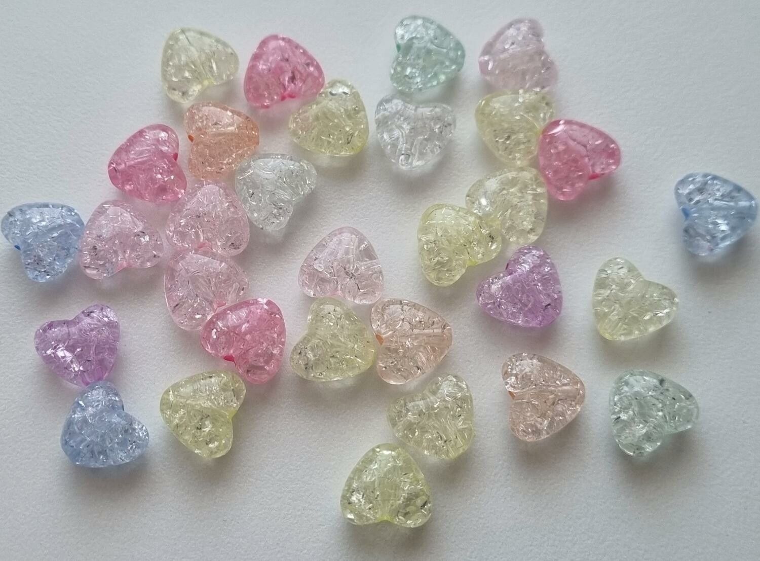 30 st hjärtformade pärlor i varierande färger (10 mm)