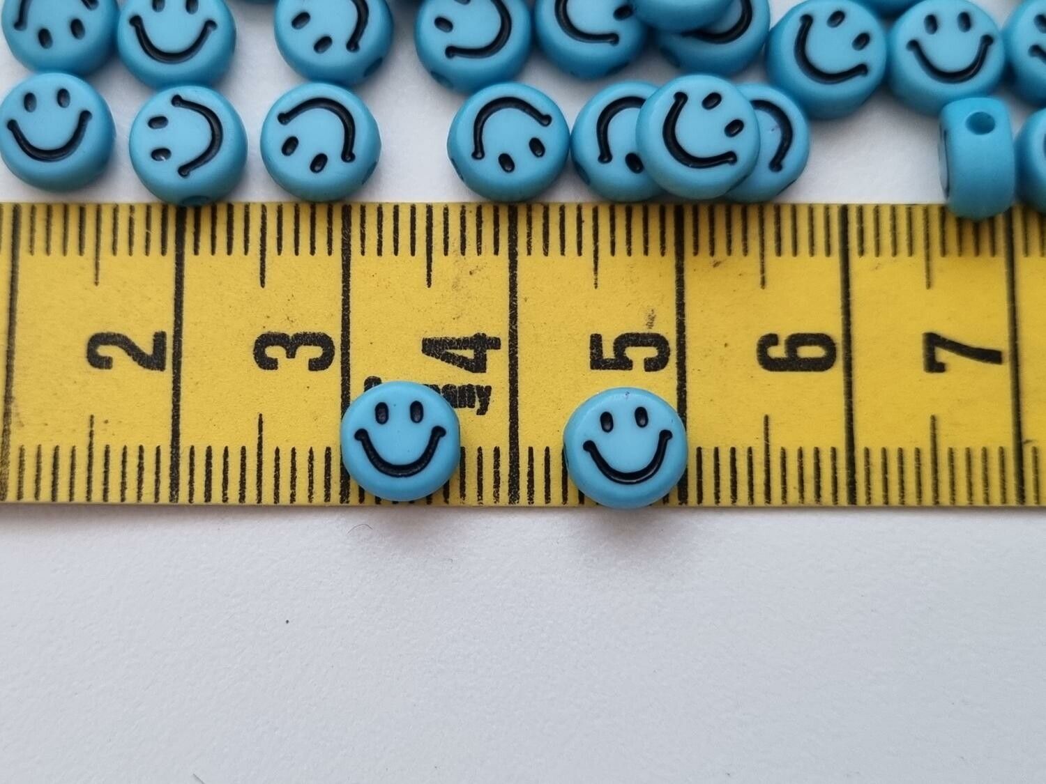 50 st pärlor smiley Smileypärlor (6 mm i diameter)