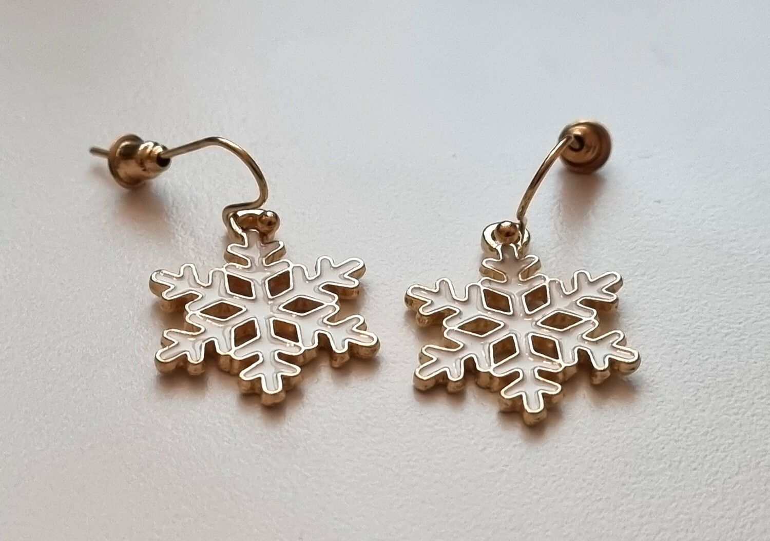 Örhängen Vita snöflingor