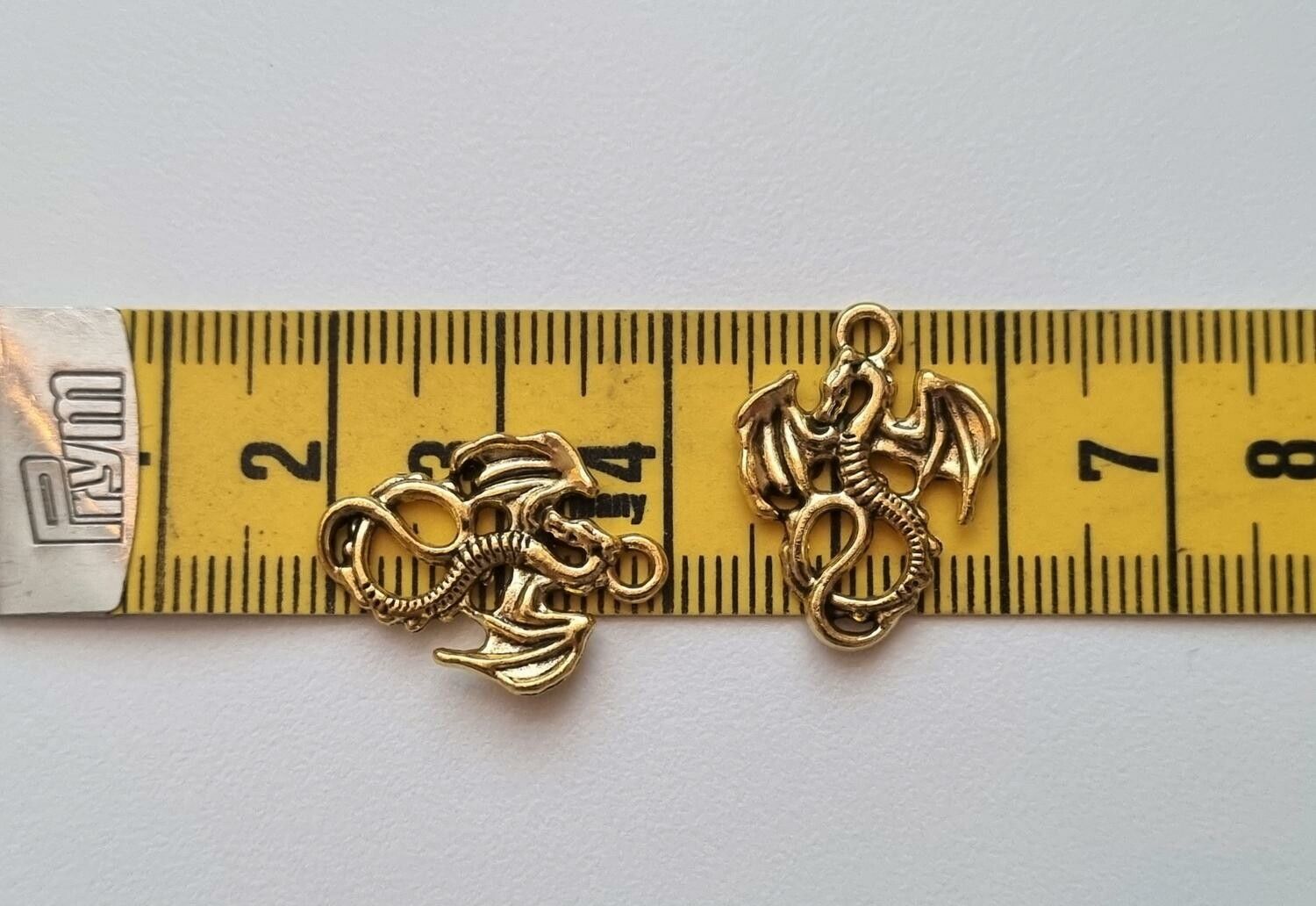 Berlocker Charms Miniatyr Drake / Drakar, 2 st guldfärgade