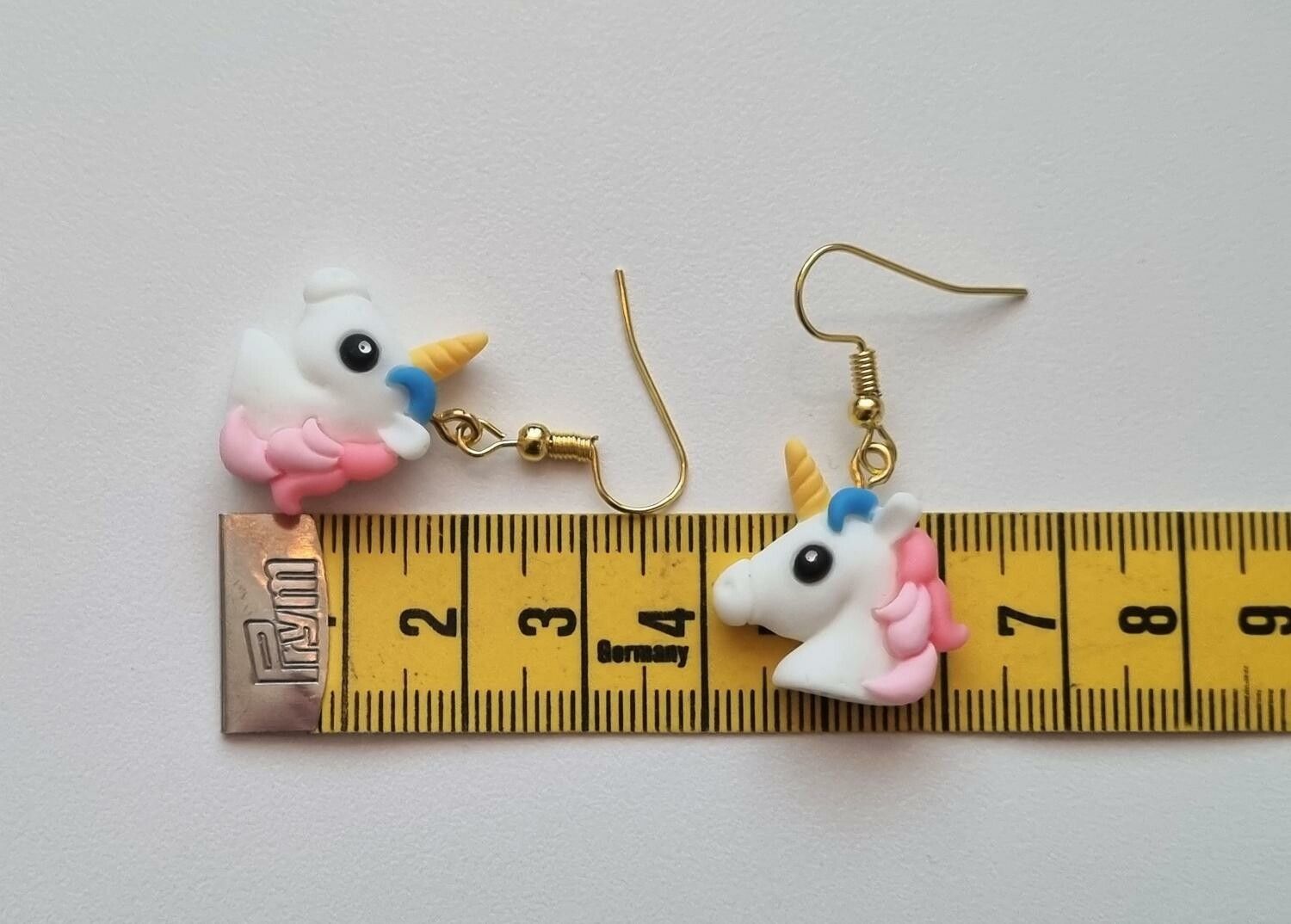 Örhängen Enhörningar i resin
