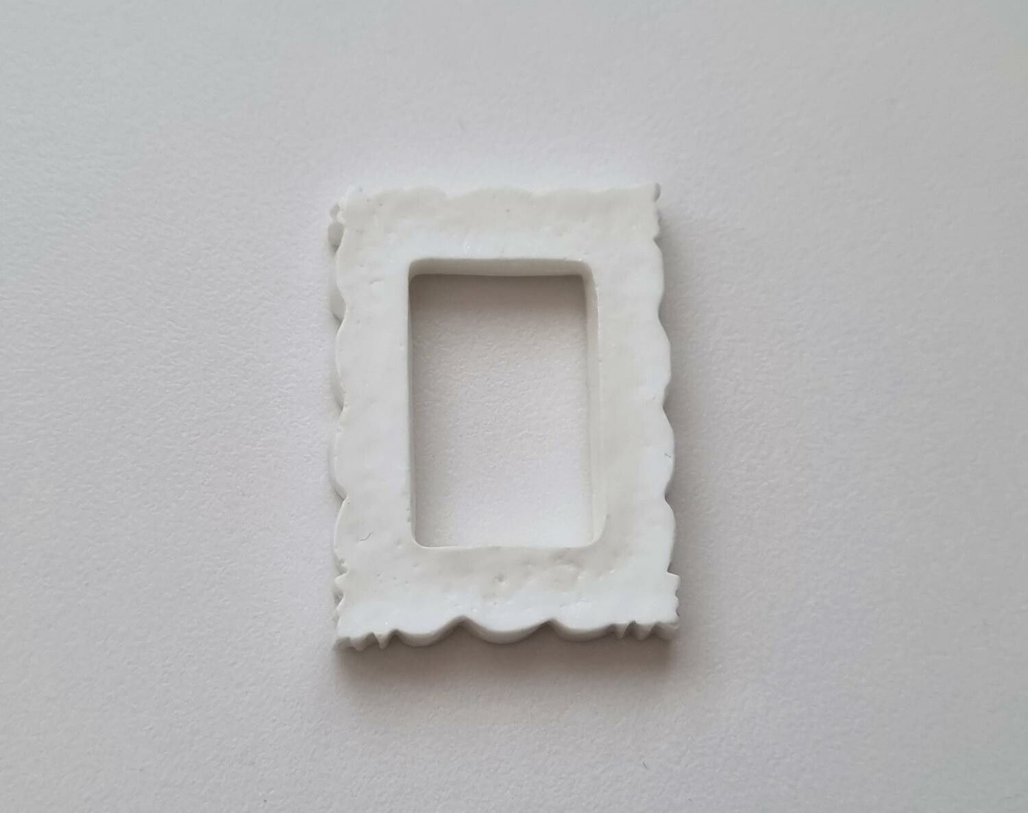 Miniatyr tavelram, ram - till dockhus, tittskåp med mera (variant 13)