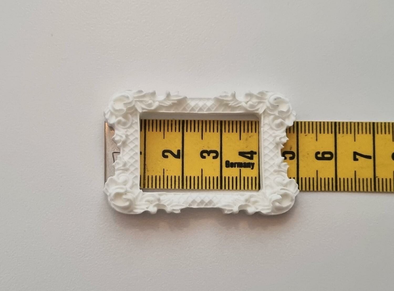 Miniatyr tavelram, ram - till dockhus, tittskåp med mera (variant 7)