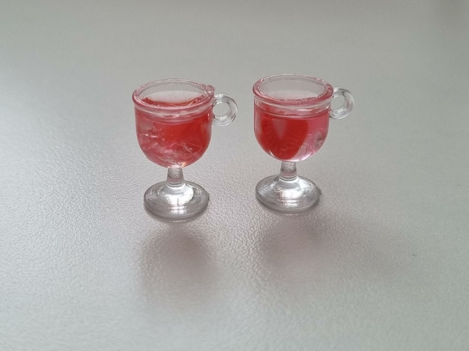 2 st små drinkar, miniatyrer