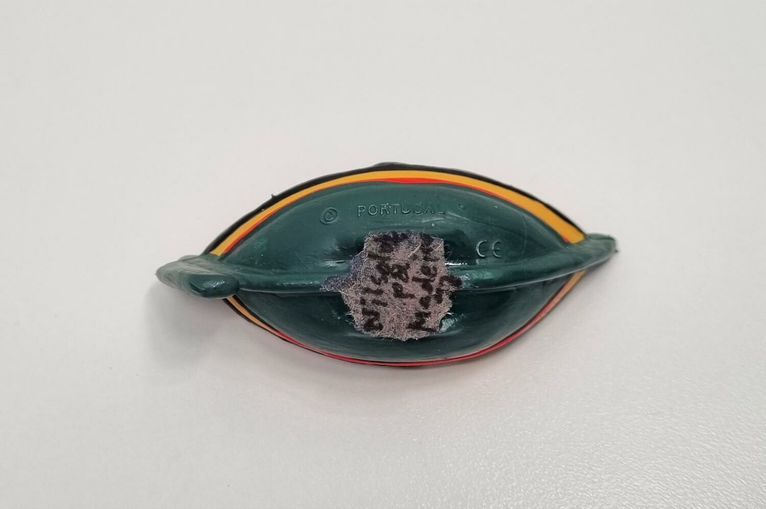 Miniatyrbåt, minibåt i plast (Portugal)