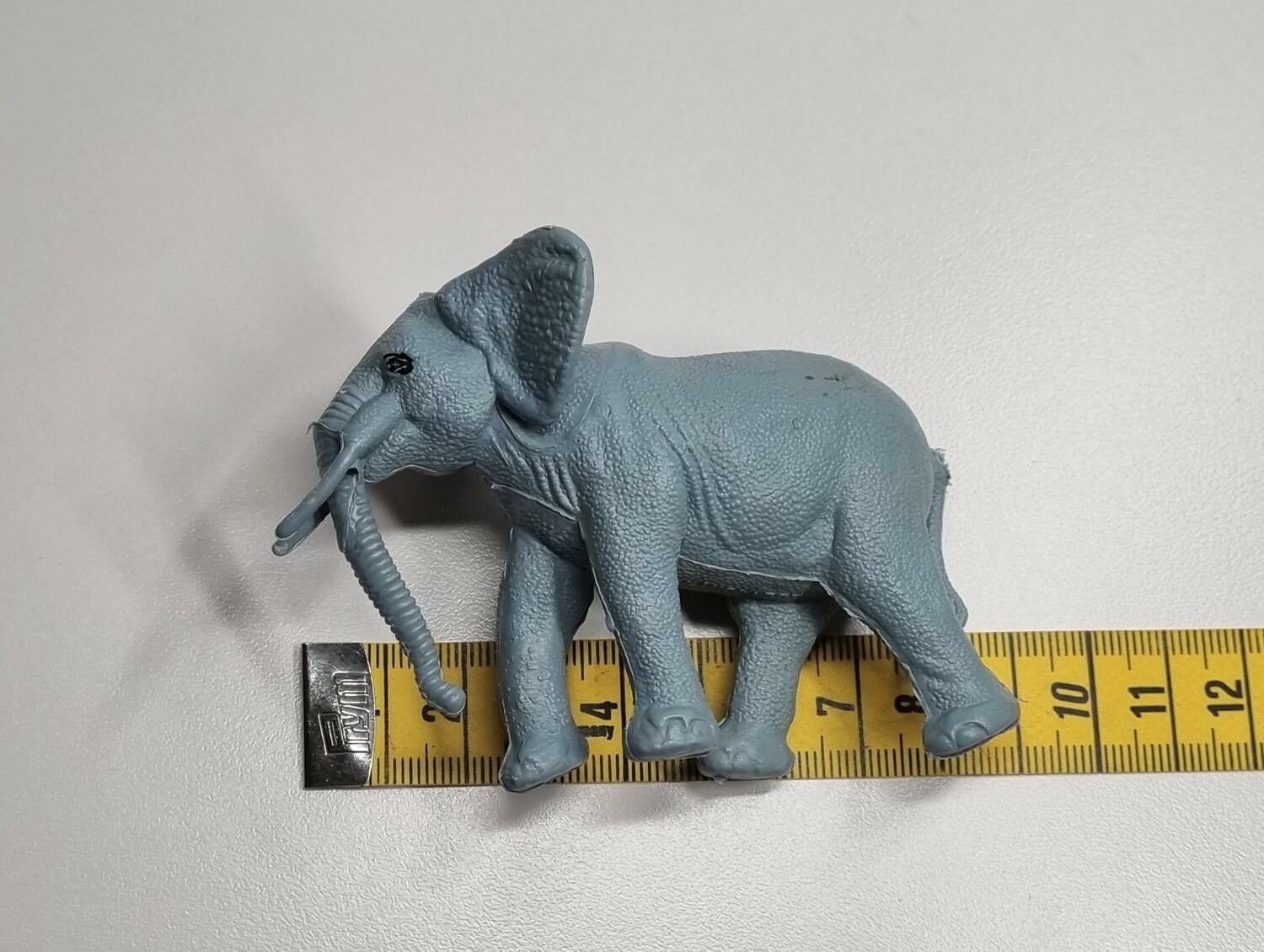 Elefant, Leksaksdjur, figur
