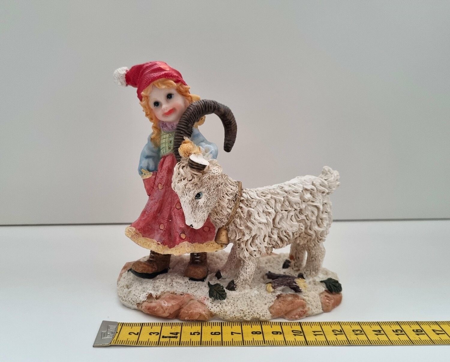 Flicka med julbock