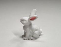 Handmålad liten kanin, minikanin miniatyr (4,3 x 2 cm)