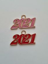 Berlocker Charms - 2021, 2 st i fina färger