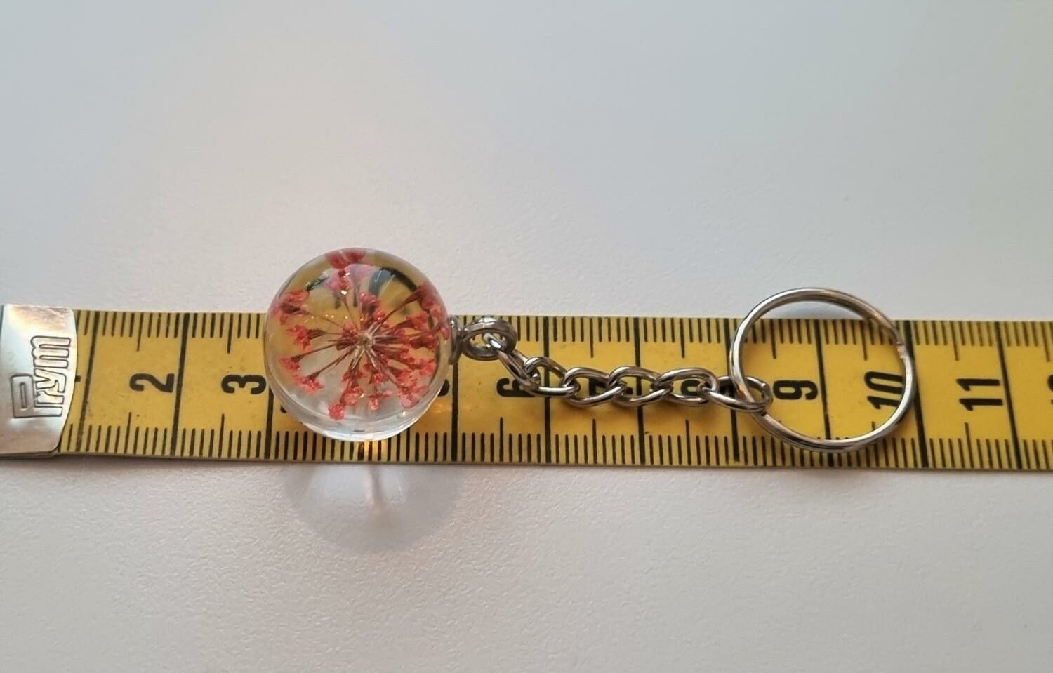 Nyckelring med rund glasberlock (Orange/röd)