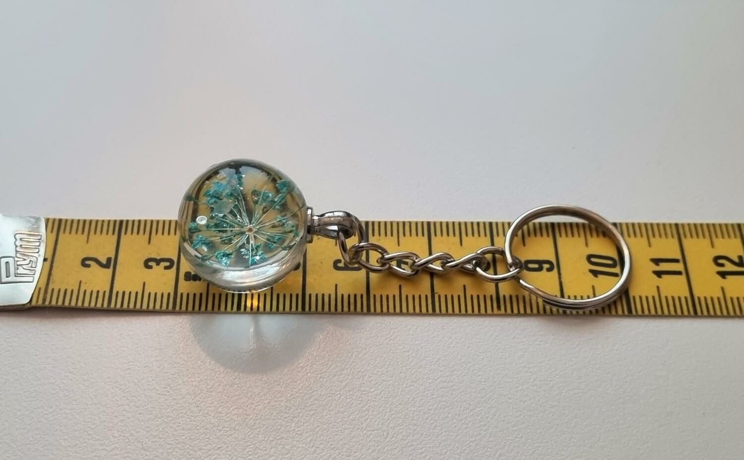 Nyckelring med rund glasberlock (turkos)