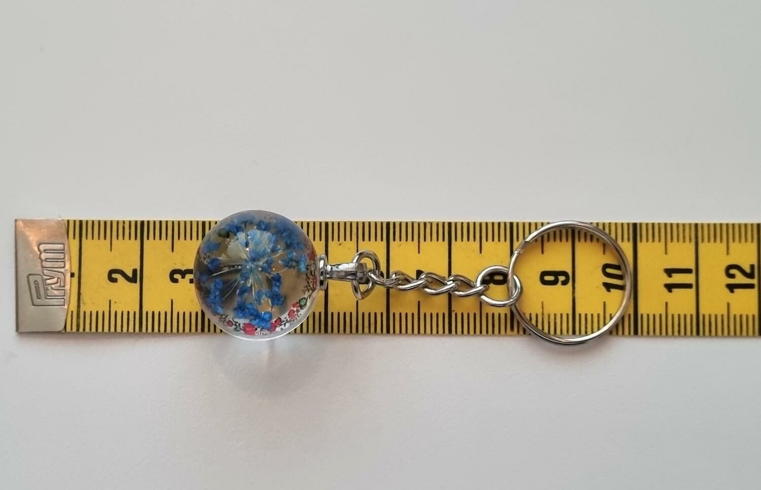 Nyckelring med rund glasberlock (blå)