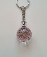 Nyckelring med rund glasberlock (lila)