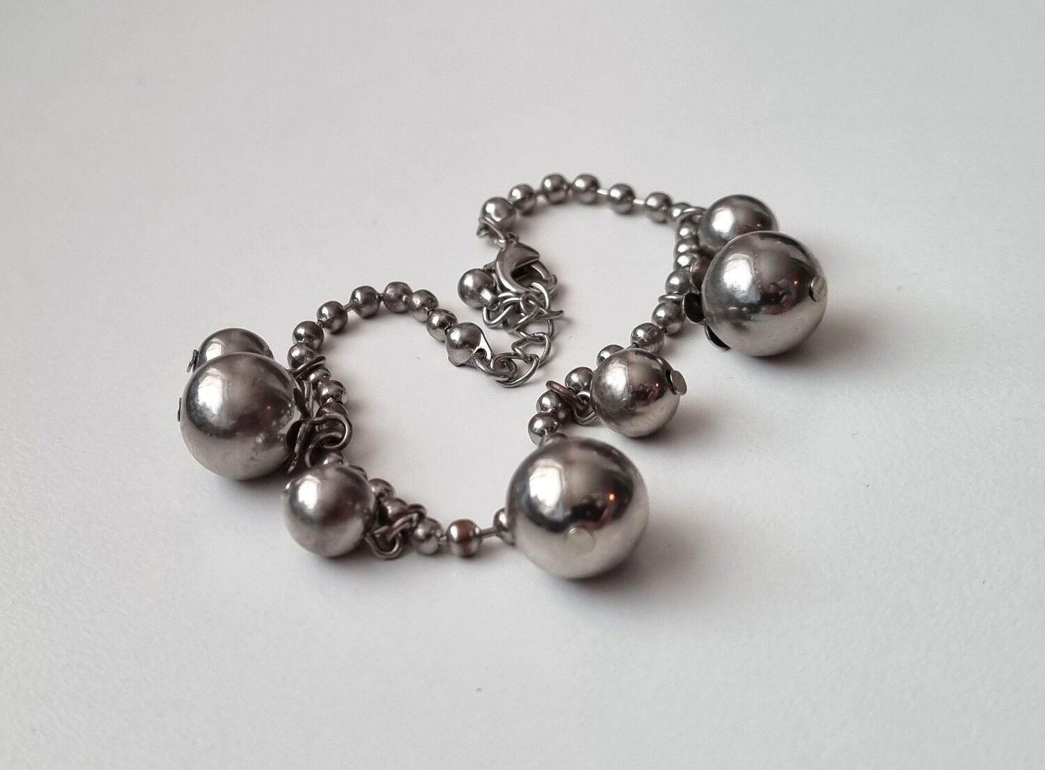 Armband med kulor