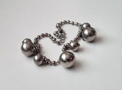 Armband med kulor