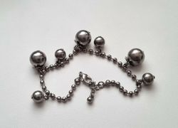 Armband med kulor