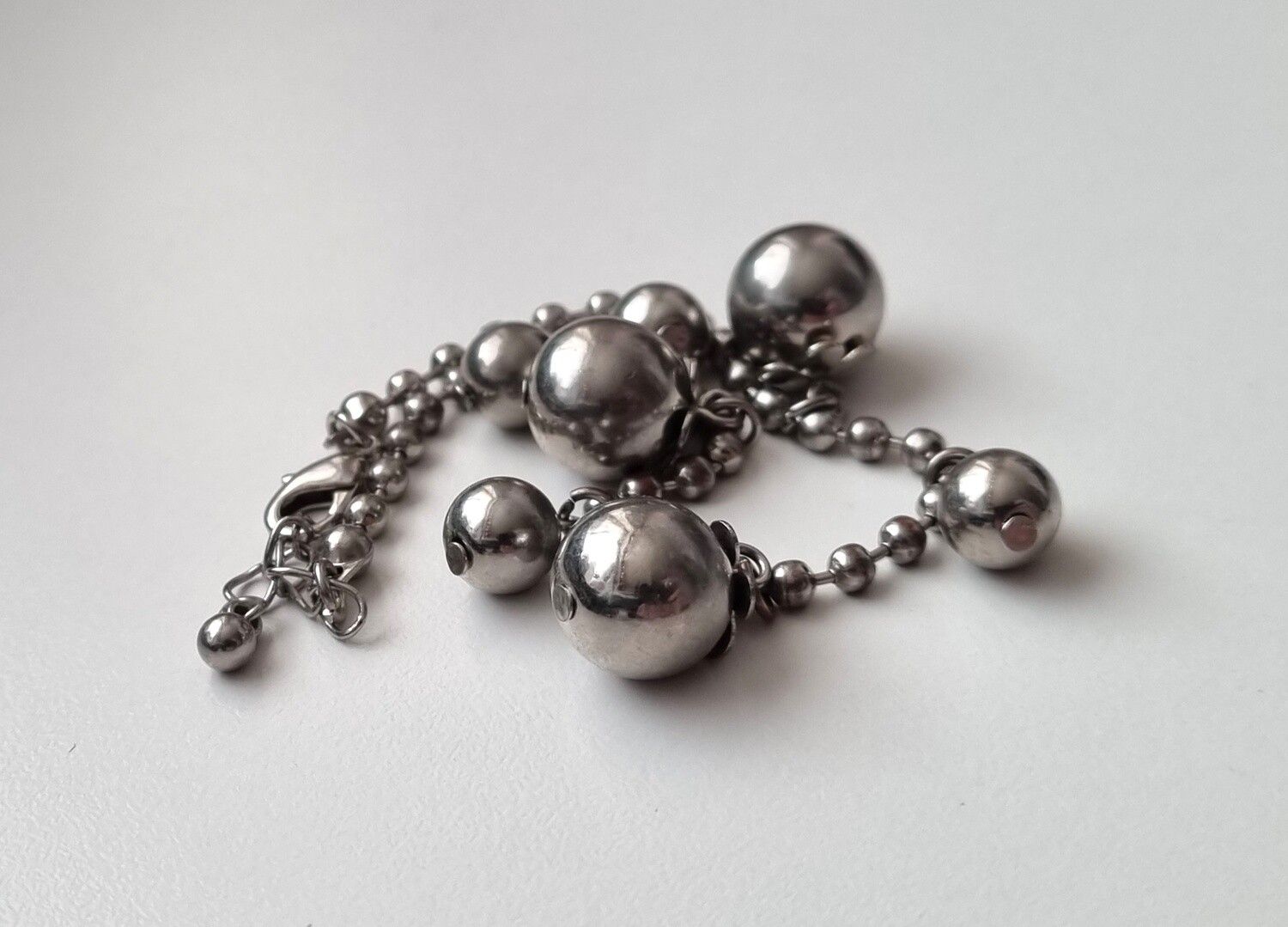 Armband med kulor