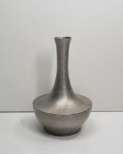 Silverfärgad vas, minivas i tenn - Markström Uppsala