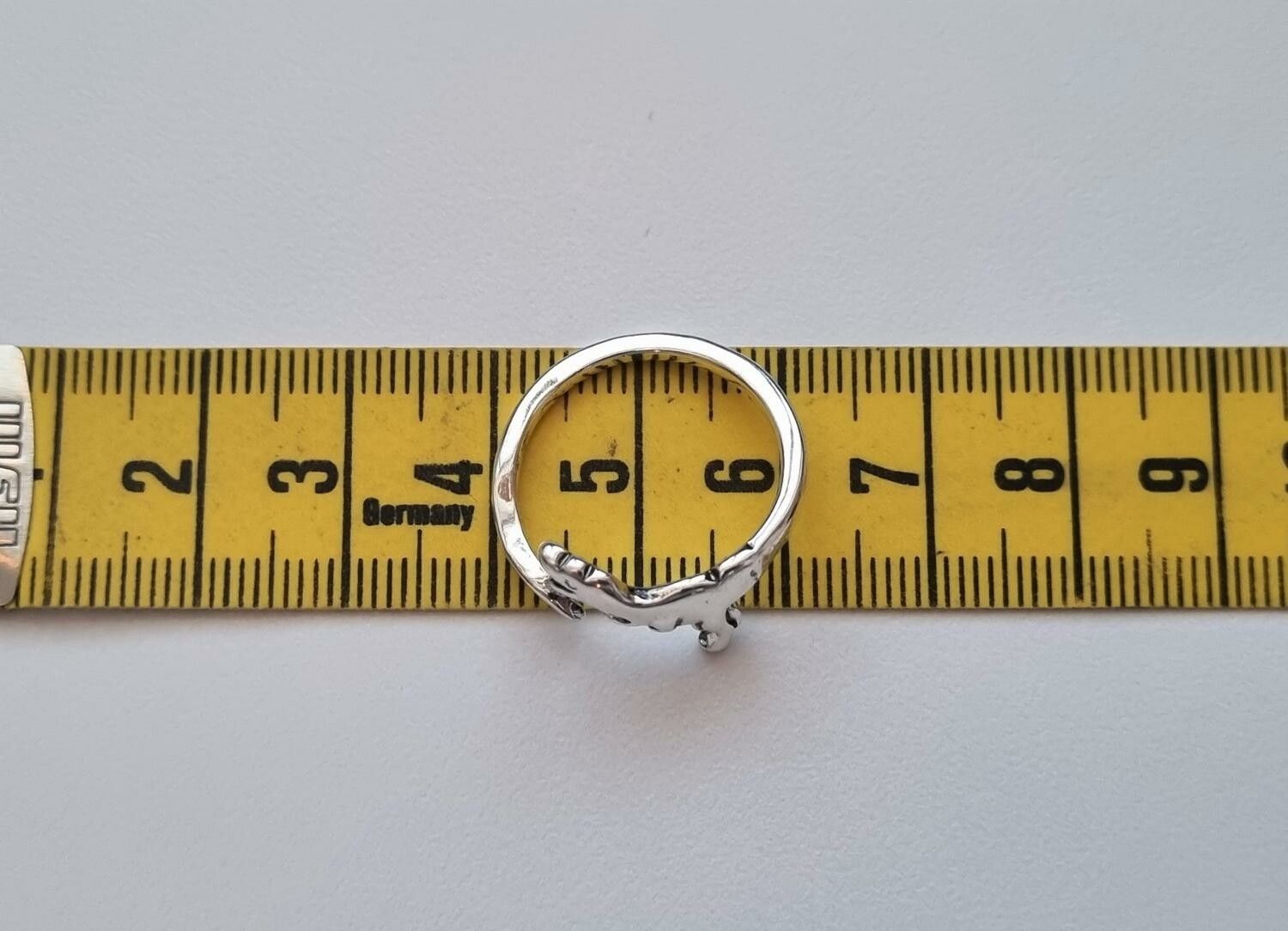 Silverfärgad justerbar ring - Dinosaur (variant 2)