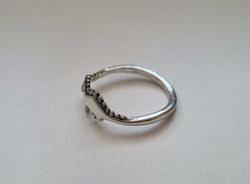 Silverfärgad justerbar ring - Dinosaur (variant 3)