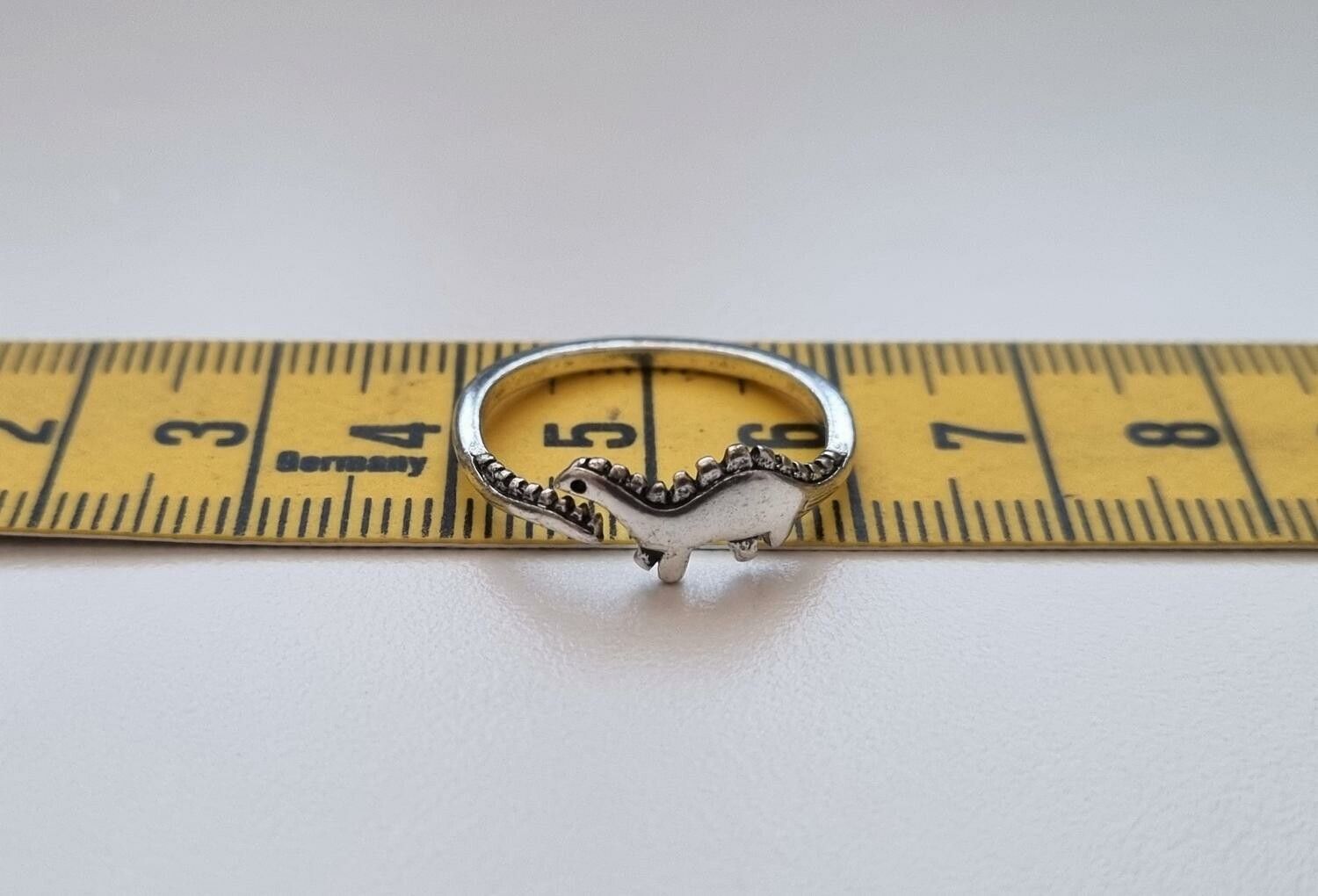 Silverfärgad justerbar ring - Dinosaur (variant 3)