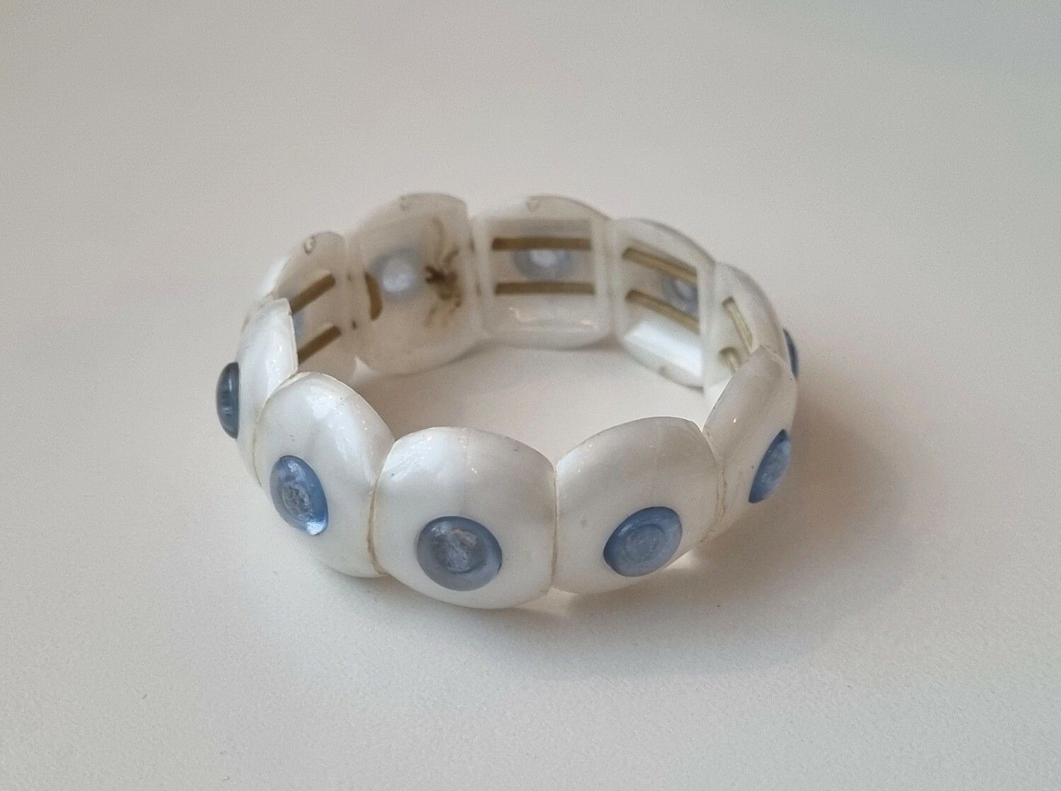 Simpelt armband i plast