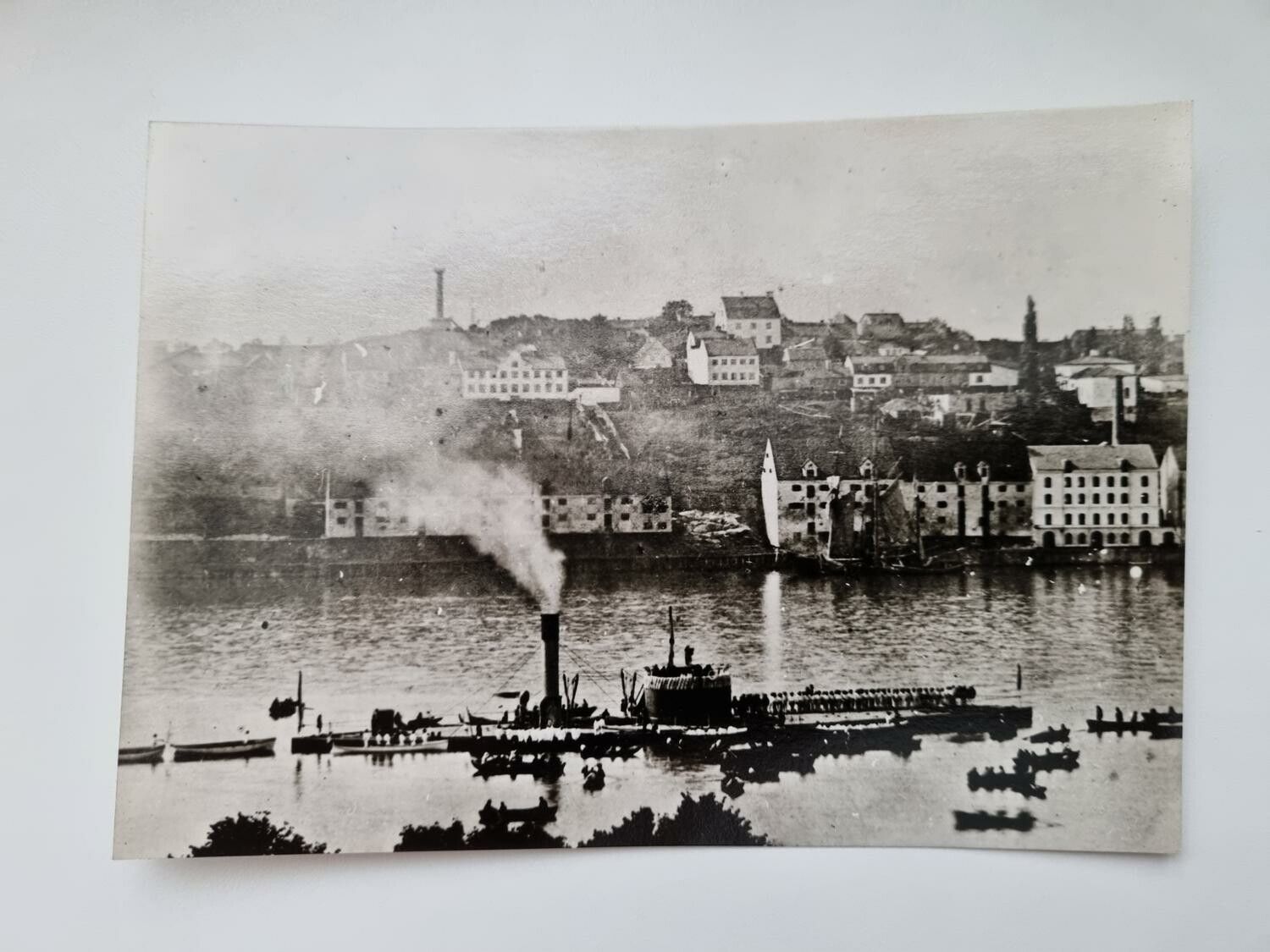 Vykort - Ryska monitoren "Latnik" besöker Stockholm 1865