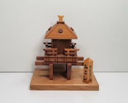 Miniatyrhus, minihus i trä (hus nr 166)